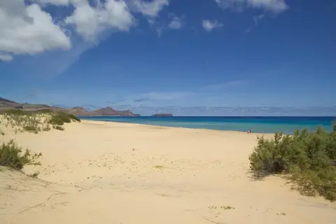 Praia Dourada in Porto Santo — foto 21