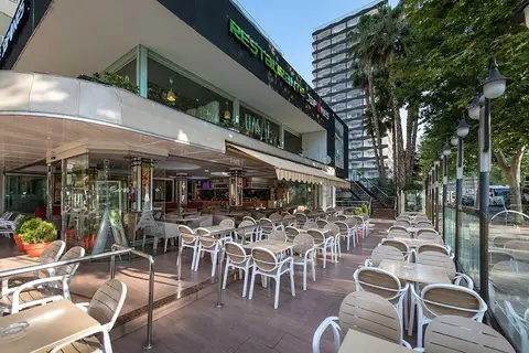 Climia Belroy Hotel in Benidorm — foto 24