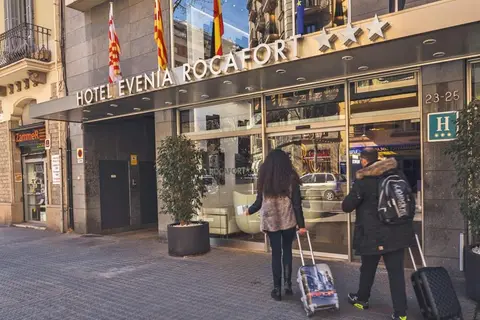 Evenia Rocafort in Barcelona — foto 5