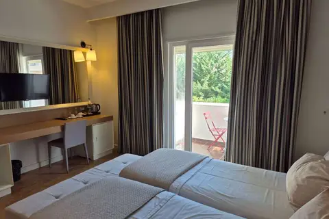 Sandy Beach Hotel in Golem, foto 4