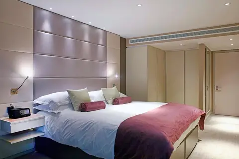 Cheval Three Quays in Londen — foto 13