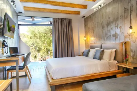 Royal Hotel and Suites in Δημοτική Ενότητα Παλλήνης — foto 19