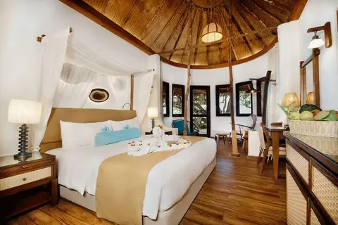 Makunudu Island Resort in Main Restaurant and Bar, foto 2