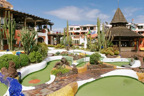 Parque Santiago III in Arona — foto 14