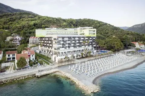Carine Hotel Park in Bijela — foto 22