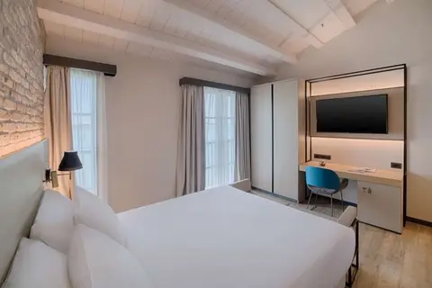 NH Collection Murano Villa in Venetië — foto 16