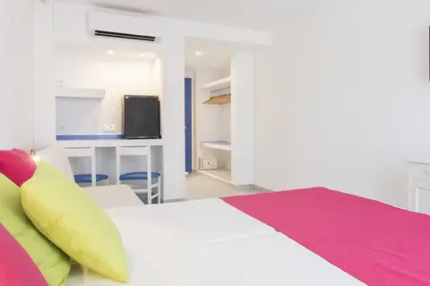 Guya Wave Hotel in Cala Ratjada — foto 27