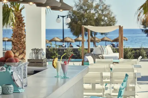 Aqua Blue Hotel - Member Of KD Hotels & Resorts in Δημοτική Ενότητα Θήρας — foto 24