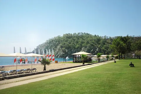 ROBINSON CAMYUVA foto 2