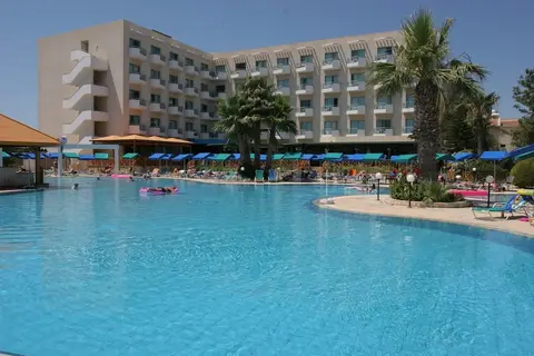 Antigoni Hotel in Παραλίμνι — foto 27