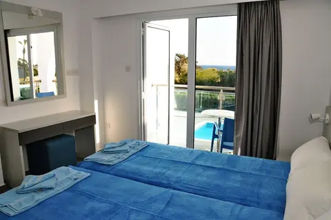 Kaos Hotel & Apartments in Ayia Napa — foto 20