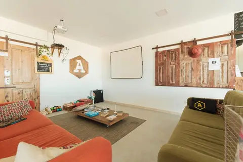 WOT Ericeira Surf Hostel in Mafra — foto 3