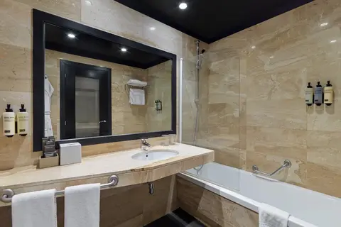 Hotel H10 Marina Barcelona in Barcelona — foto 9