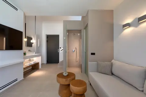 Dore suites in Agia Marina — foto 12