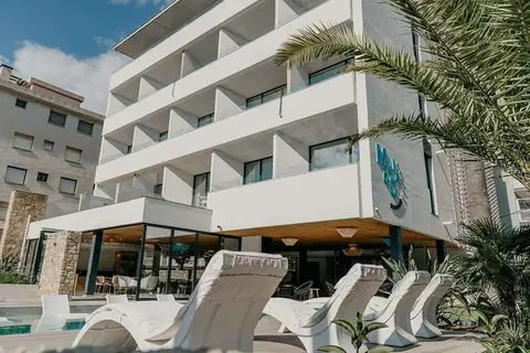Instants Boutique Hotel in Cambrils — foto 12
