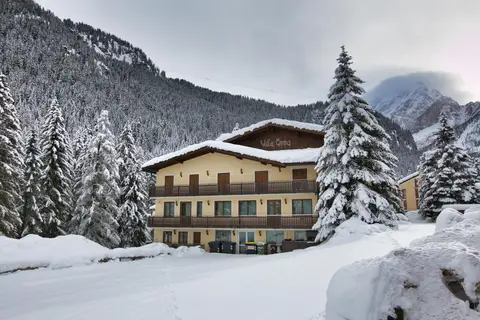 Hotel Villa Emma in Canazei - Cianacei