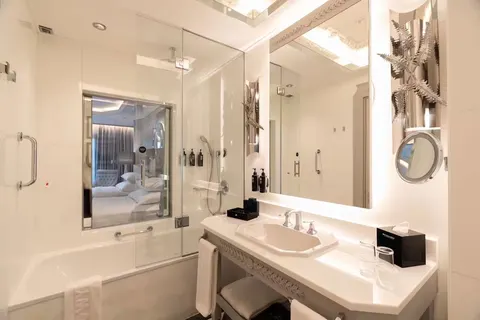 Wyndham Grand Istanbul Kalamis Marina Hotel foto 9