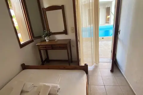 Sirocco Apartments in Chersonissos — foto 23