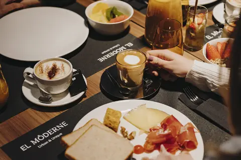 El Môderne Hotel in Gijon — foto 17