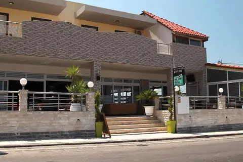 Sunny Days Hotel & Apartments in Τιγκάκι — foto 16