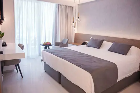 Pavlo Napa Beach Hotel in Αγία Νάπα — foto 16