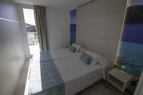 Aparthotel Novomar in Peguera — foto 21