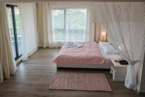 White Rock Castle Suite Hotel in Златни пясъци — foto 14