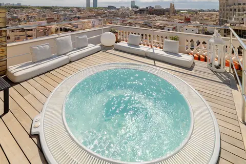 H10 Montcada in Barcelona — foto 2