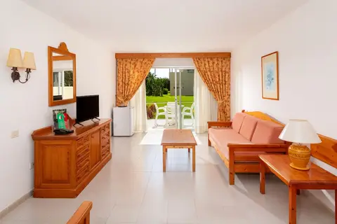 Hotel Riu Oliva Beach Resort in Corralejo — foto 13