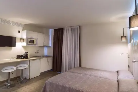 Aparthotel Orquidea in Santa Eulària des Riu — foto 19