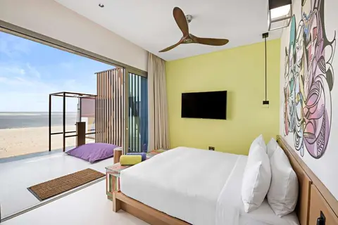Fuwairit Kite Beach Tapestry Collection by Hi in Fuwairit — foto 2