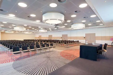 Mövenpick Hotel Amsterdam City Centre in Amsterdam — foto 12