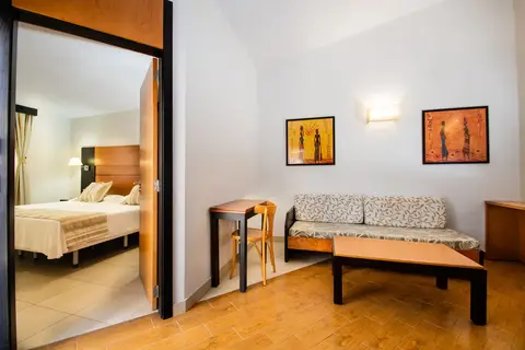 HL Miraflor Suites Hotel in San Bartolomé de Tirajana — foto 4