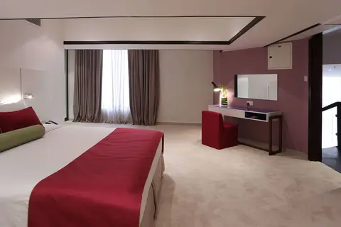 Ramada Hotel & Suites by Wyndham Dubai JBR in Dubai — foto 28
