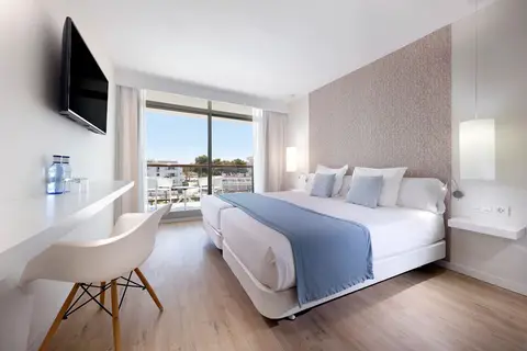 Hotel AluaSoul Ibiza - adults only in Santa Eulària des Riu, foto 9