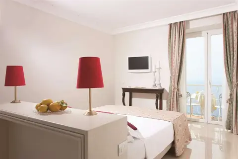 Hotel Corallo Sorrento in Sant'Agnello — foto 22