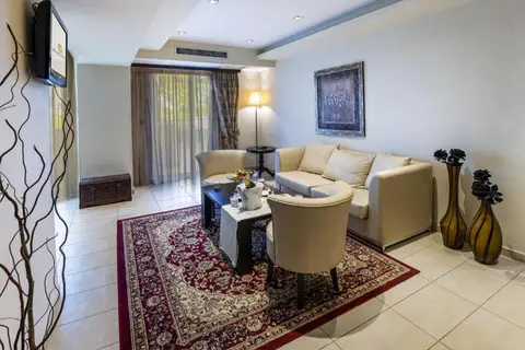 Amalias Hotel in Amaliada — foto 10