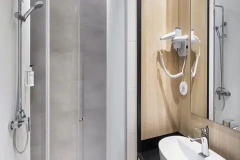 B&B HOTEL Guimarães in Guimarães — foto 7