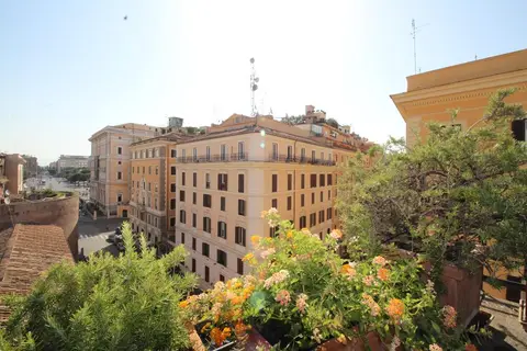 Columbia in Rome, foto 5