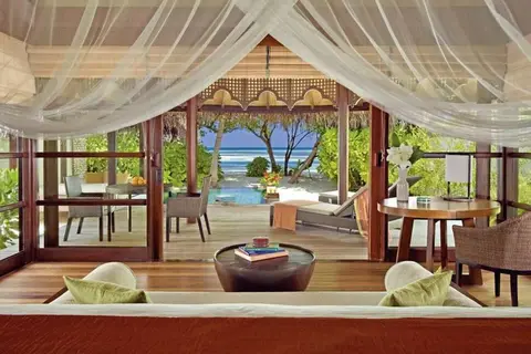 Four Seasons Resort Maldives at Kuda Huraa in Kuda Huraa — foto 13