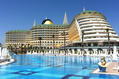 Delphin Imperial Lara in Aksu