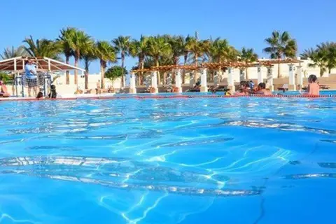 Sunrise Juman Beach Resort in Hurghada