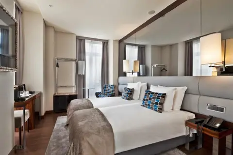 Turim Terreiro Do Paço Hotel in Almada — foto 17