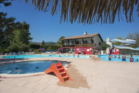 Camping Les Rives De Condrieu in Condrieu — foto 2