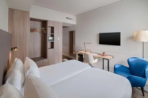Hotel NH Napoli Panorama in Napels — foto 8