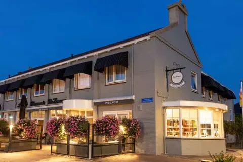 Hotel De Zwaan Schoondijke foto 1