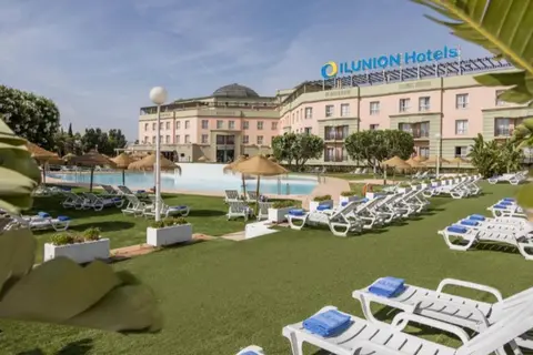 Ilunion Alcora Sevilla in San Juan De Aznalfarache — foto 2
