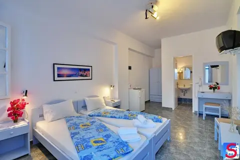 Soultana Rooms & Apartments in Πολλώνια — foto 2