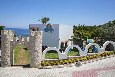 Merit Park Hotel & Casino in Karaoğlanoğlu Caddesi, Girne — foto 18