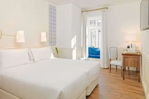 H10 Duque de Loule in Lissabon — foto 4